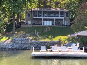 Image of Peaceful Lakefront, Spectacular View, Spacious 2 Level, 30 Min from Auburn