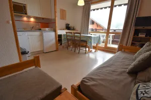 Image of VAUJANYLOCATIONS - La Fare Apt 10