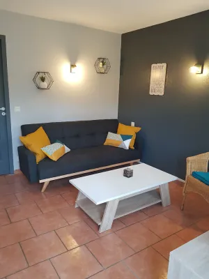 Image of Maison avec piscine sur le golf - plage à 600m