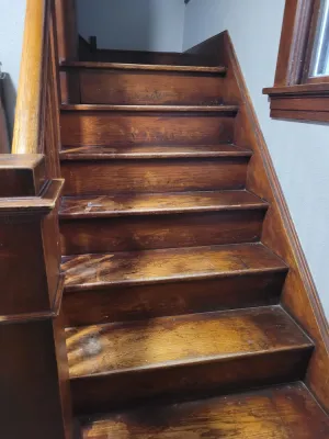 Image of 3 Bed, 1 Bath 2 Story Home on the NW side of CR