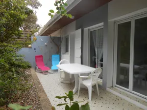 Image of Garden level apartment, for 5 persons, beach et lake 5 min away, great amenities