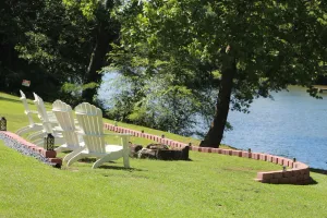 Image of Relaxing Waterfront cottage with boat launch and kayaks. Close to town.
