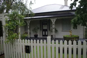 Image of Luxury Heritage Cottage In The Heart Of Town