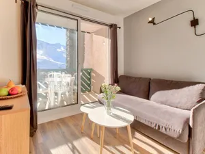 Image of 100m from resort center, terrace, balcony, parking, tv, ski locker, 23m², Peyragudes
