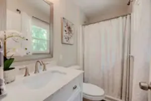 Image of Raleigh House-Large Groups, Basement with Gameroom