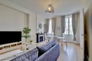 Image of Le Joyau by Cocoonr