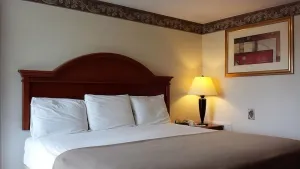 Image of Affordable Lodgings! FREE Breakfast & Parking, Close to Hershey Museum & More!