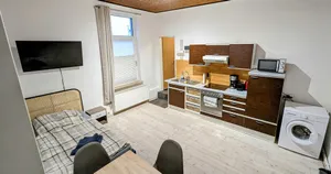 Image of Central apartment for 3 people with kitchen & washing machine
