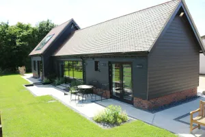 Image of High quality barn conversion near Cambridge to enjoy countryside & city