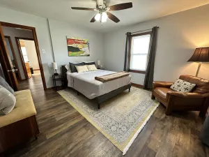 Image of 3 BDR HOME - Fully Fenced Yard - 10 Mins to Starved Rock!