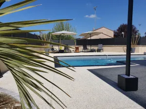 Image of Villa des Oliviers Sublime villa avec piscine chauffée et privée et baby foot