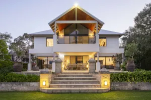 Image of Luxurious And Super Inviting with Comfortably Casual Coastal Vibe