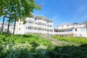Image of With sea view and balcony, use of swimming pool and sauna - Sea view apartment 50