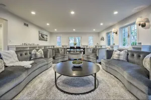 Image of Sprawling Retreat W\/Private Beach Access