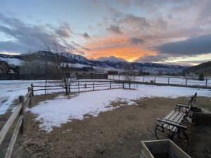 Image of Elk Haven House - Less than 5 min from Yellowstone Park! Beautiful views!