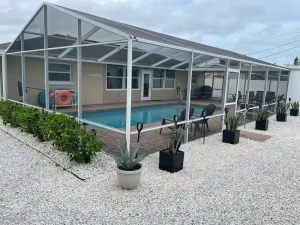Image of Contemporary Remodeled, minutes from beach!