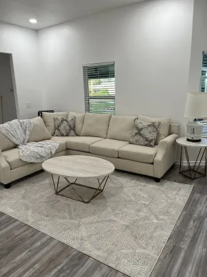 Image of The Ritzy Villa! Walking distance to downtown!