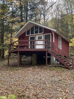 Image of Cozy Cabin Overlooking the River!