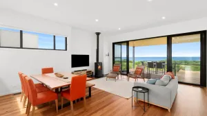 Image of Gorgeous Beachfront house in Tomakin