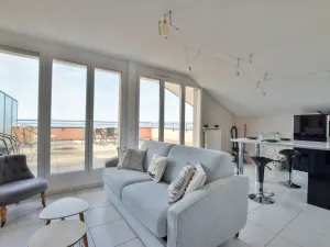 Image of Spacious apartment with terrace, pets allowed and parking
