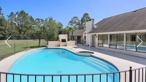 Image of Beautiful Executive Estate Only 20 Minutes from New Orleans