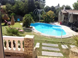 Image of Magnificent charming villa with private pool in Sorgues 10 minutes from Avignon
