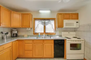 Image of Apt in Old Orchard Beach - Walk to Bay + Pier