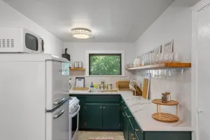 Image of Luxury Fairfax Retreat!