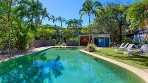 Image of Surfside Beach House 23 Rainbow Shores Aircon Walk To Beach Pool