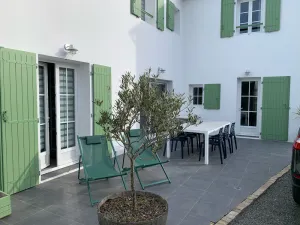 Image of House Ile de Ré, village center, near the beach