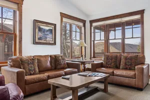 Image of Outpost: Grand View 5130 - Air Conditioned!