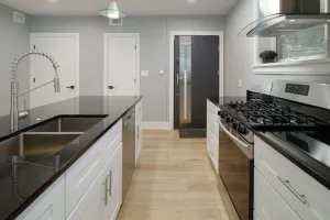Image of Luxury Condo 2br close to Metro & NIH Walter Rees\/Sightseeing\/Museums\/Zoo\/shops