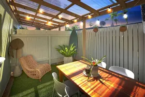 Image of Tropical Getaway with Surfer Vibes – Cosy, Stylish 1-Bedroom Apartment