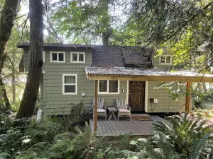 Image of The Hideaway Tiny House in the Woods
