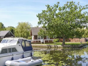 Image of 2 bedroom accommodation in Horning