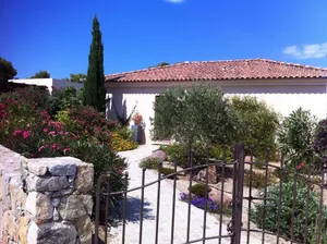 Image of Villa with pool, 300m from the sea, for 5 people, fully equipped