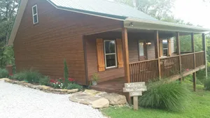 Image of Come enjoy this newly built Hillside country Cabin  located near buffalo river