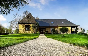 Image of Cozy Home In Bray-Lès-Mareuil