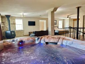 Image of Riverview Villa - Hot Tub - Beach - River Views