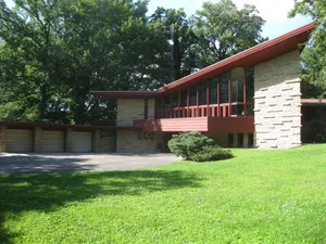 Image of Frank Lloyd Wright overnight rental - The Elam House