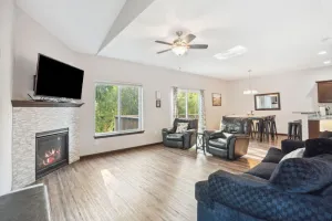 Image of Spacious 4 BR Home Convenient Location