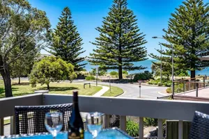 Image of 4 1 Harbour View Terrace BYO Linen