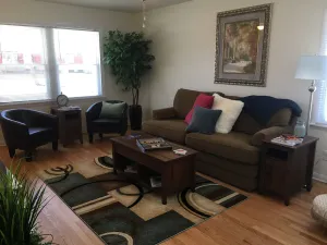 Image of Modern! Professionally Cleaned, Self Check In - Sleeps 10
