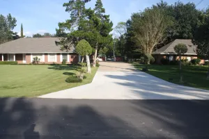 Image of Home\/MINI RESORT- pool, tennis court, pickleball, golf course, lg. Clubhouse
