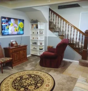 Image of Convenient Family-Friendly Home -10 Min to Tulsa!\"