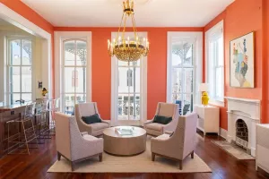 Image of Stunning 3 BR\/3 BA loft apartment w\/balcony overlooking historic downtown!