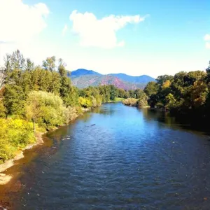 Image of Wonderful Place To Stay! Accessible unit to Enjoy! Close to Reinhart Park!