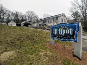 Image of Hi Spot Studio with shared beach on Winnipesaukee!
