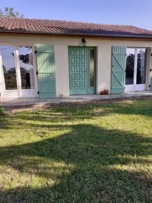 Image of HOLIDAY HOME IN HOLLOW