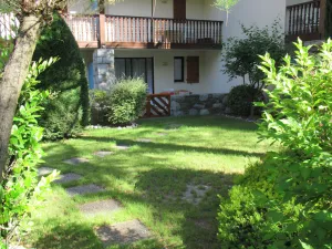 Image of T2 Cabine avec Balcon au Cœur des Thermes - 6 Pers, Parking, Proche Télécabines, Équipé Tout Confort - FR-1-457-230